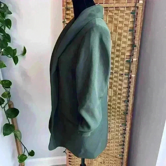 Doncaster Olive Green Ruched Sleeve Blazer - Picture 10 of 11